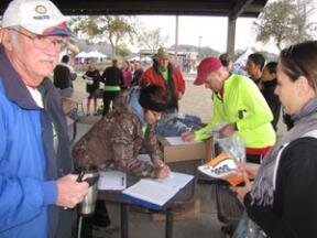 Sunday morning registrations at Lost Dutchman Marathon