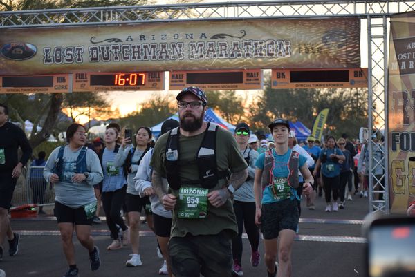 2026 Lost Dutchman Marathon race day photo 41 of 197