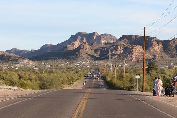 2026 Lost Dutchman Marathon photo by RacePlace 4 of 1822