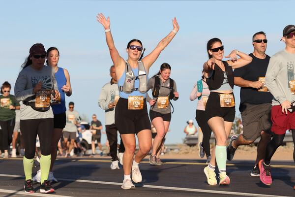 2026 Lost Dutchman Marathon photo by RacePlace 82 of 1822