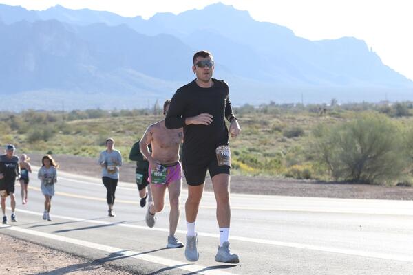 2026 Lost Dutchman Marathon photo by RacePlace 399 of 1822