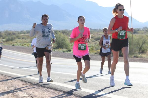 2026 Lost Dutchman Marathon photo by RacePlace 427 of 1822