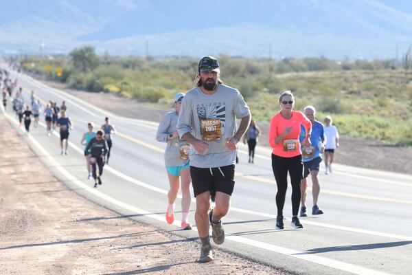 2026 Lost Dutchman Marathon photo by RacePlace 476 of 1822
