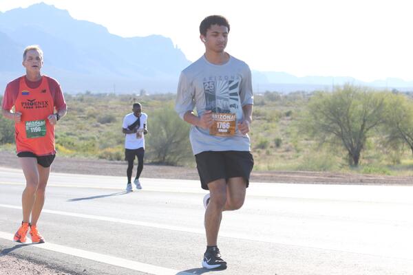 2026 Lost Dutchman Marathon photo by RacePlace 558 of 1822