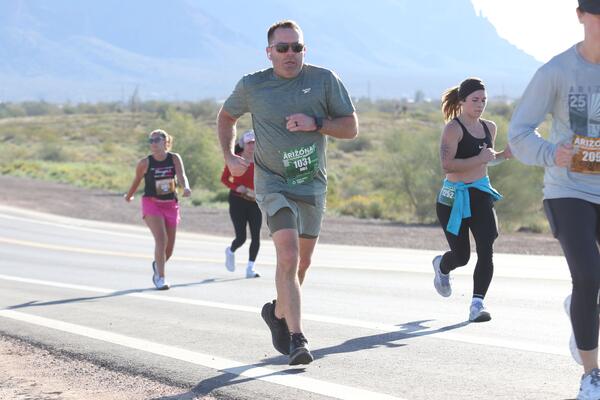 2026 Lost Dutchman Marathon photo by RacePlace 591 of 1822