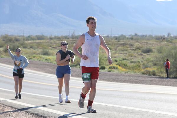 2026 Lost Dutchman Marathon photo by RacePlace 658 of 1822