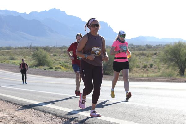 2026 Lost Dutchman Marathon photo by RacePlace 681 of 1822