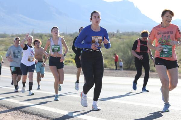 2026 Lost Dutchman Marathon photo by RacePlace 687 of 1822