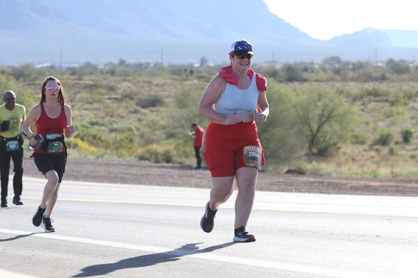 2026 Lost Dutchman Marathon photo by RacePlace 695 of 1822