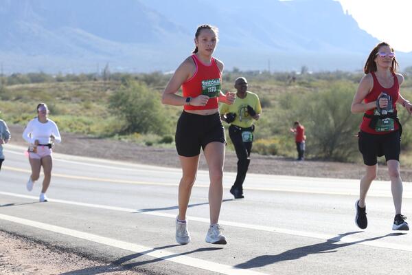 2026 Lost Dutchman Marathon photo by RacePlace 698 of 1822