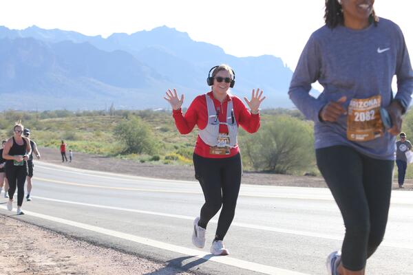 2026 Lost Dutchman Marathon photo by RacePlace 820 of 1822
