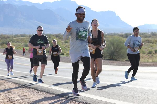 2026 Lost Dutchman Marathon photo by RacePlace 843 of 1822