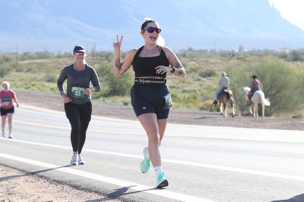 2026 Lost Dutchman Marathon photo by RacePlace 955 of 1822