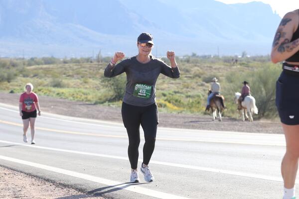 2026 Lost Dutchman Marathon photo by RacePlace 957 of 1822