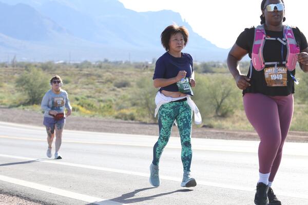2026 Lost Dutchman Marathon photo by RacePlace 998 of 1822
