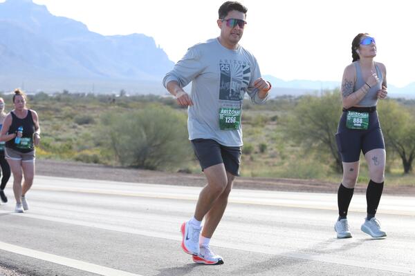 2026 Lost Dutchman Marathon photo by RacePlace 1177 of 1822