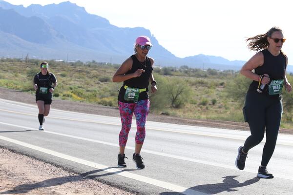 2026 Lost Dutchman Marathon photo by RacePlace 1304 of 1822