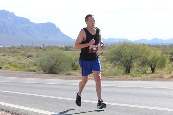 2026 Lost Dutchman Marathon photo by RacePlace 1686 of 1822